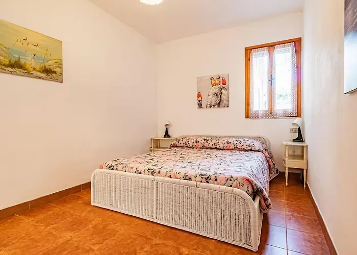 Degli Stecchi * Casa Ajali